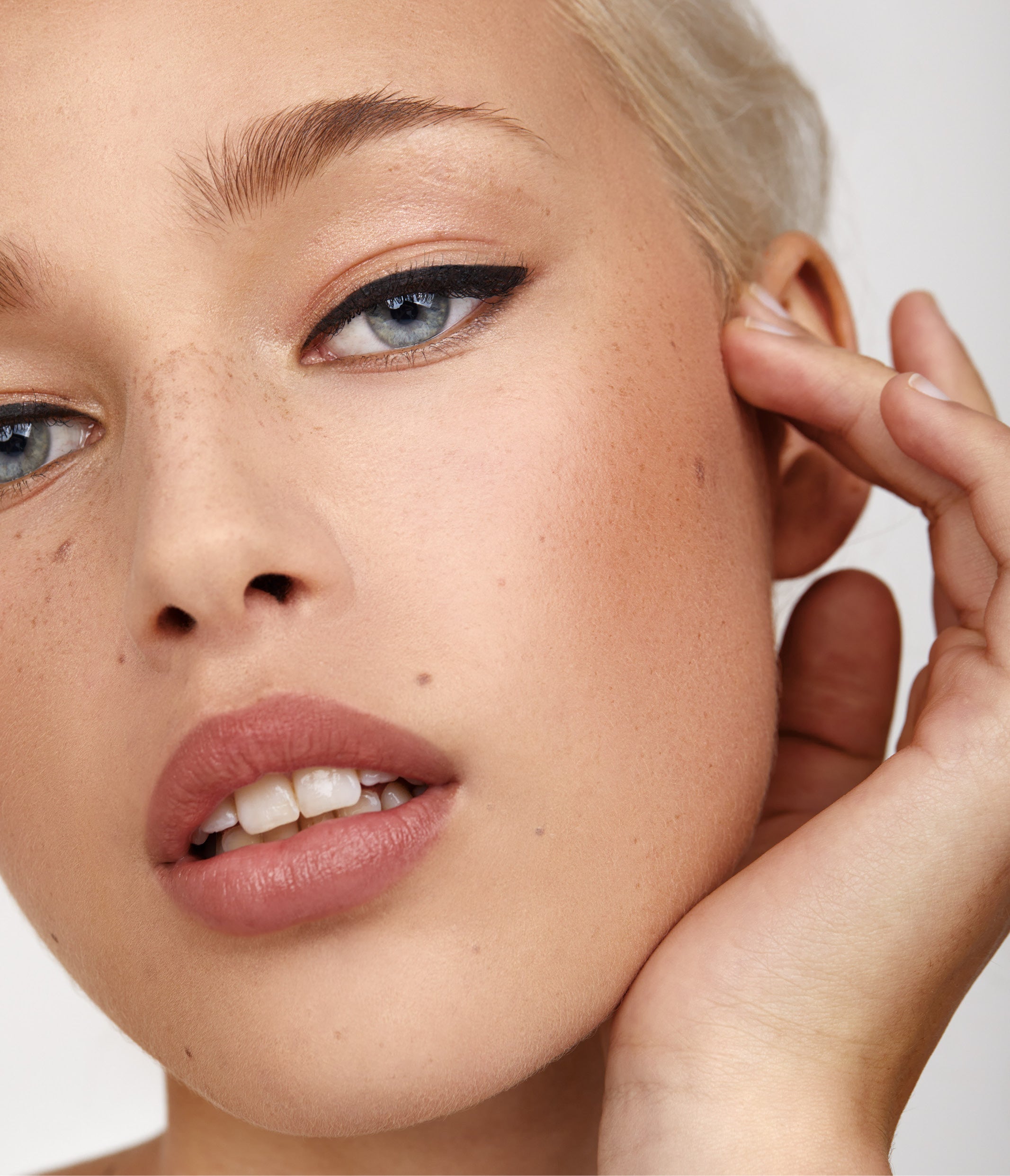 Model wearing Aleph Beauty